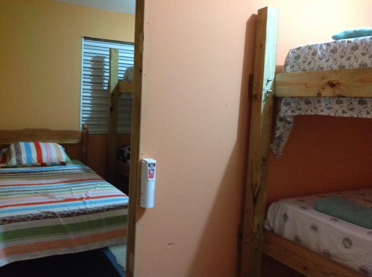 Placencia Hostel エクステリア 写真